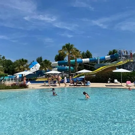 Camping La Carabasse. Siblu * Vias